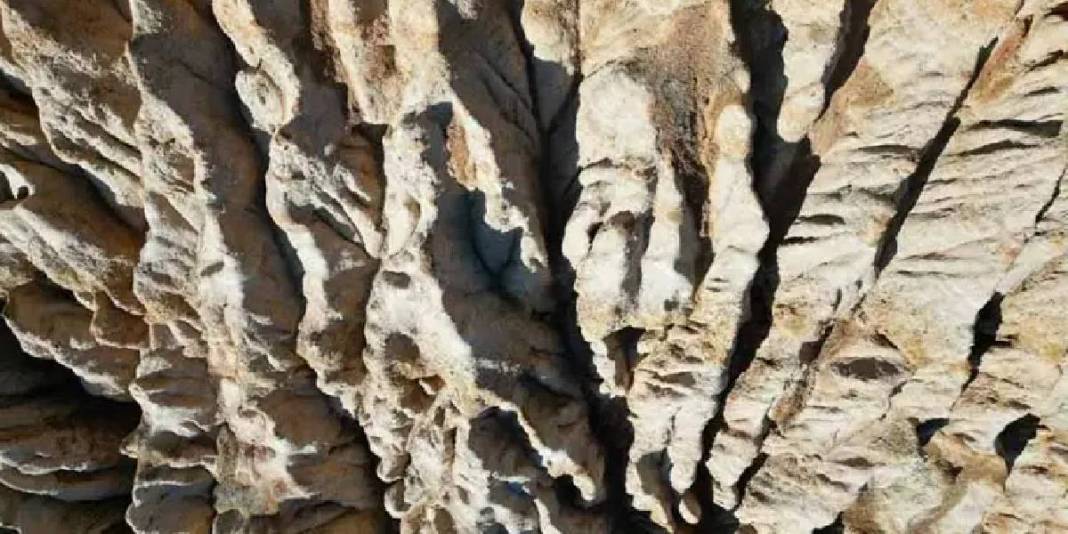 Milyonlarca yılda oluştu, ismiyle korku saldı! Doğa olayları sonucu ortaya çıktı: İşte “Şeytan Şehri Kayalıkları” 4